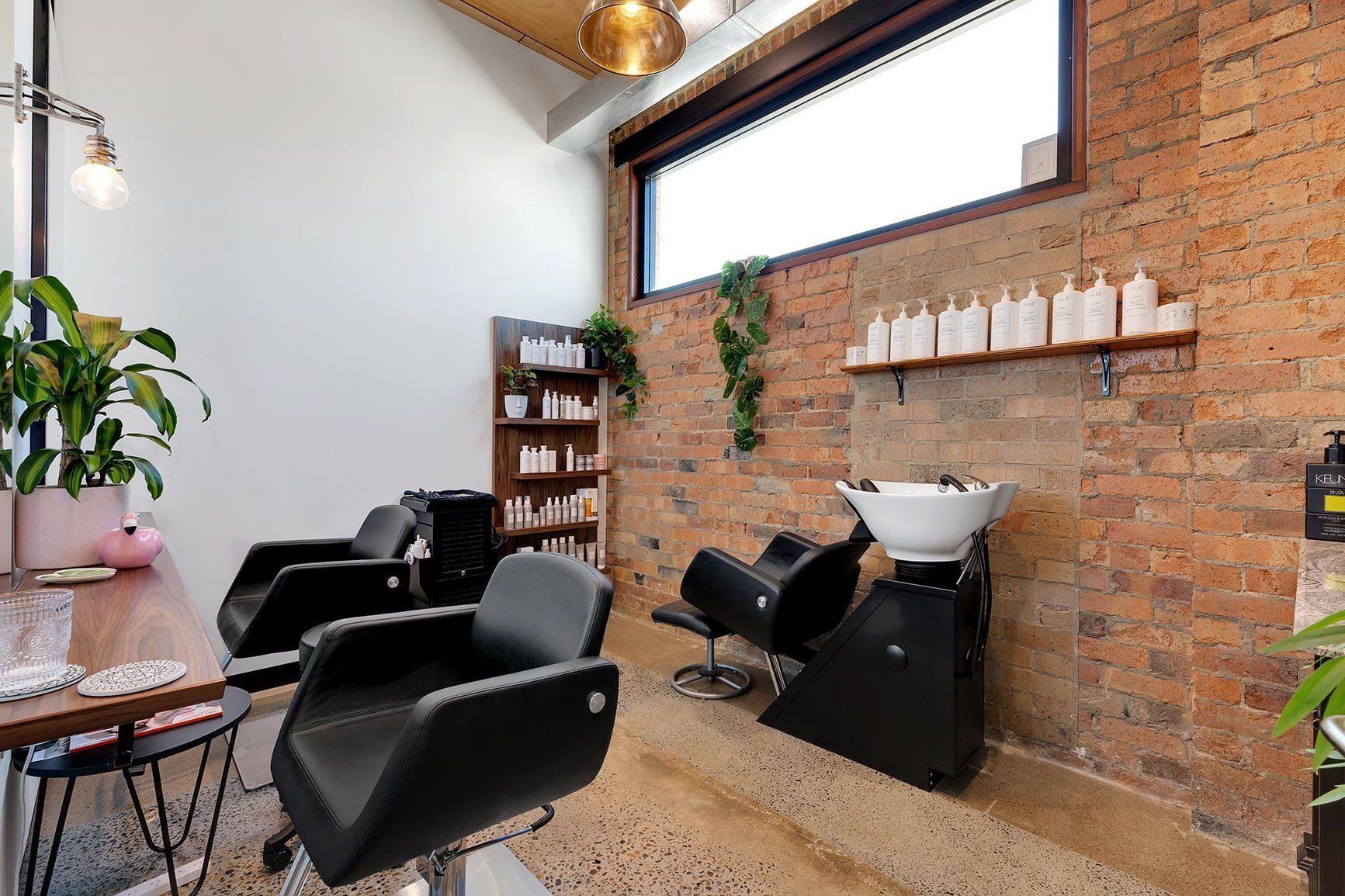 Freedom Suites Barber Suite interior, view 2
